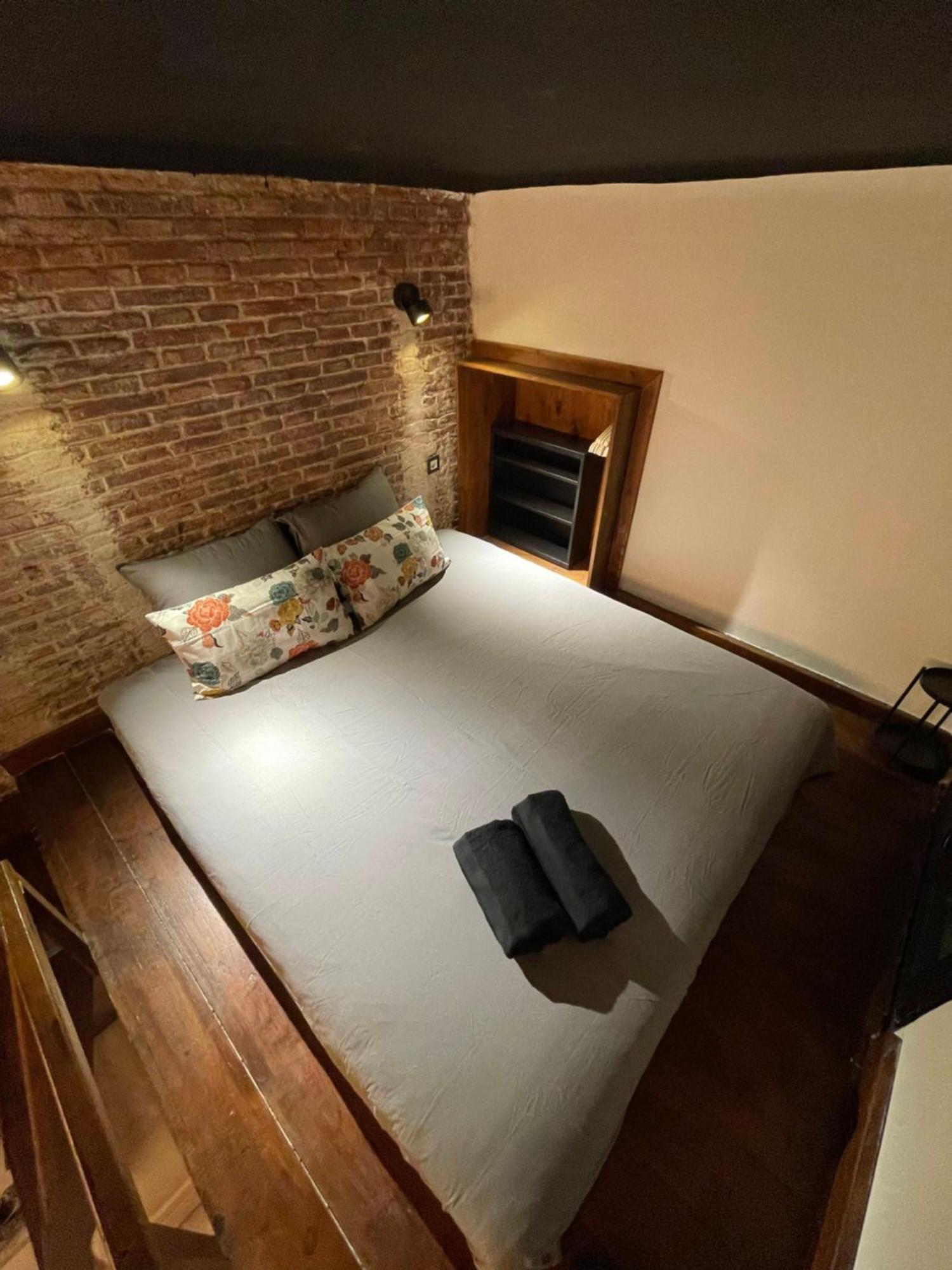 Apartamento Moderno En Edificio Historico มาดริด ภายนอก รูปภาพ
