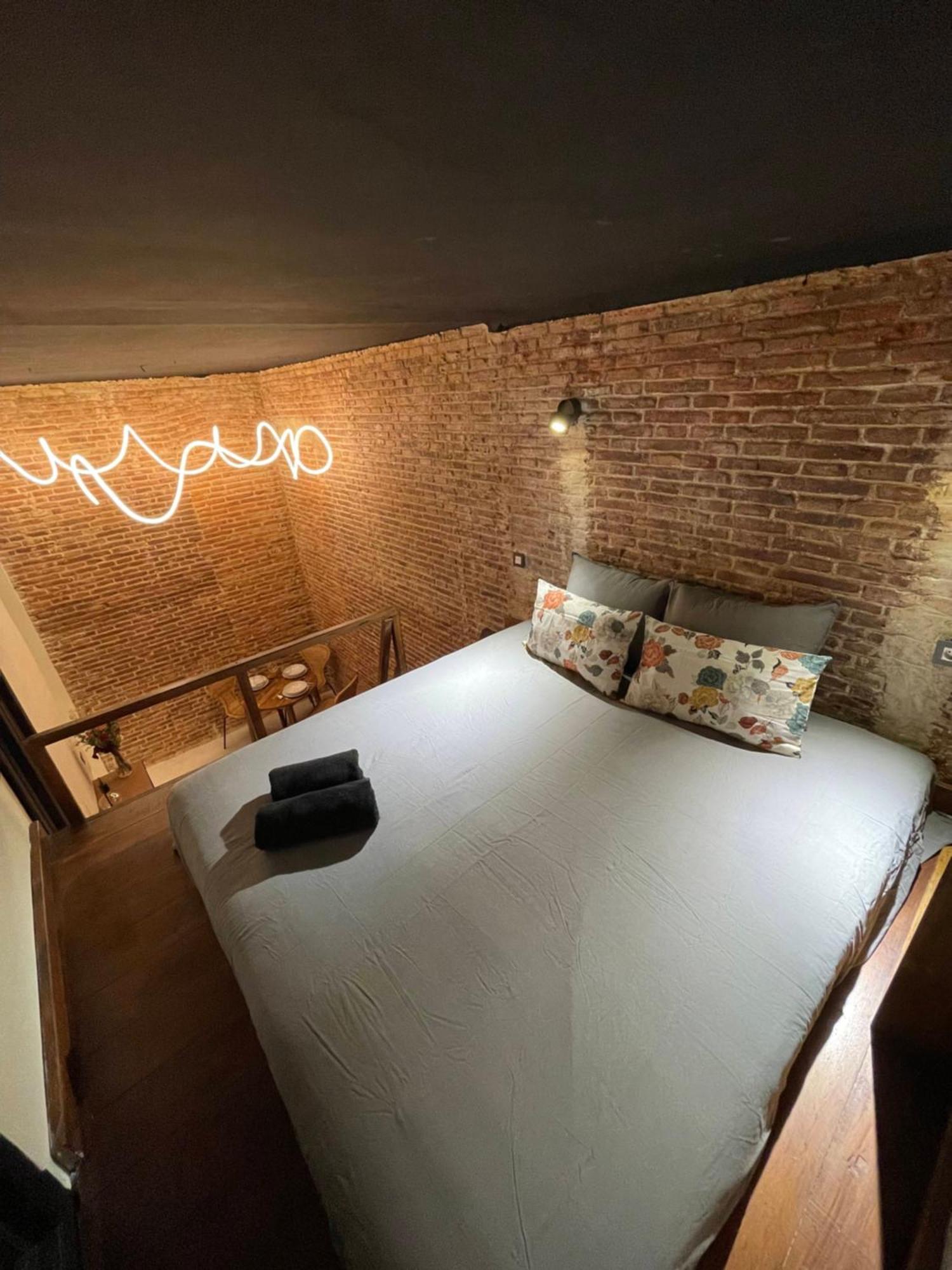 Apartamento Moderno En Edificio Historico มาดริด ภายนอก รูปภาพ